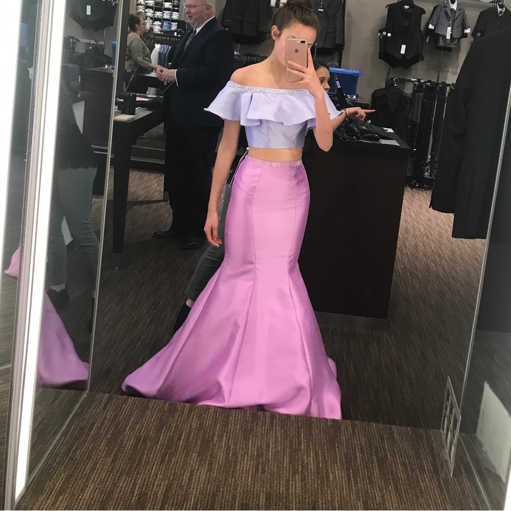 Prom/pageant/formal